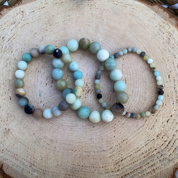 Natural Multicolor Amazonite Round Smooth High-Quality Gemstone Bead Bracelets - Picture 9 of 9